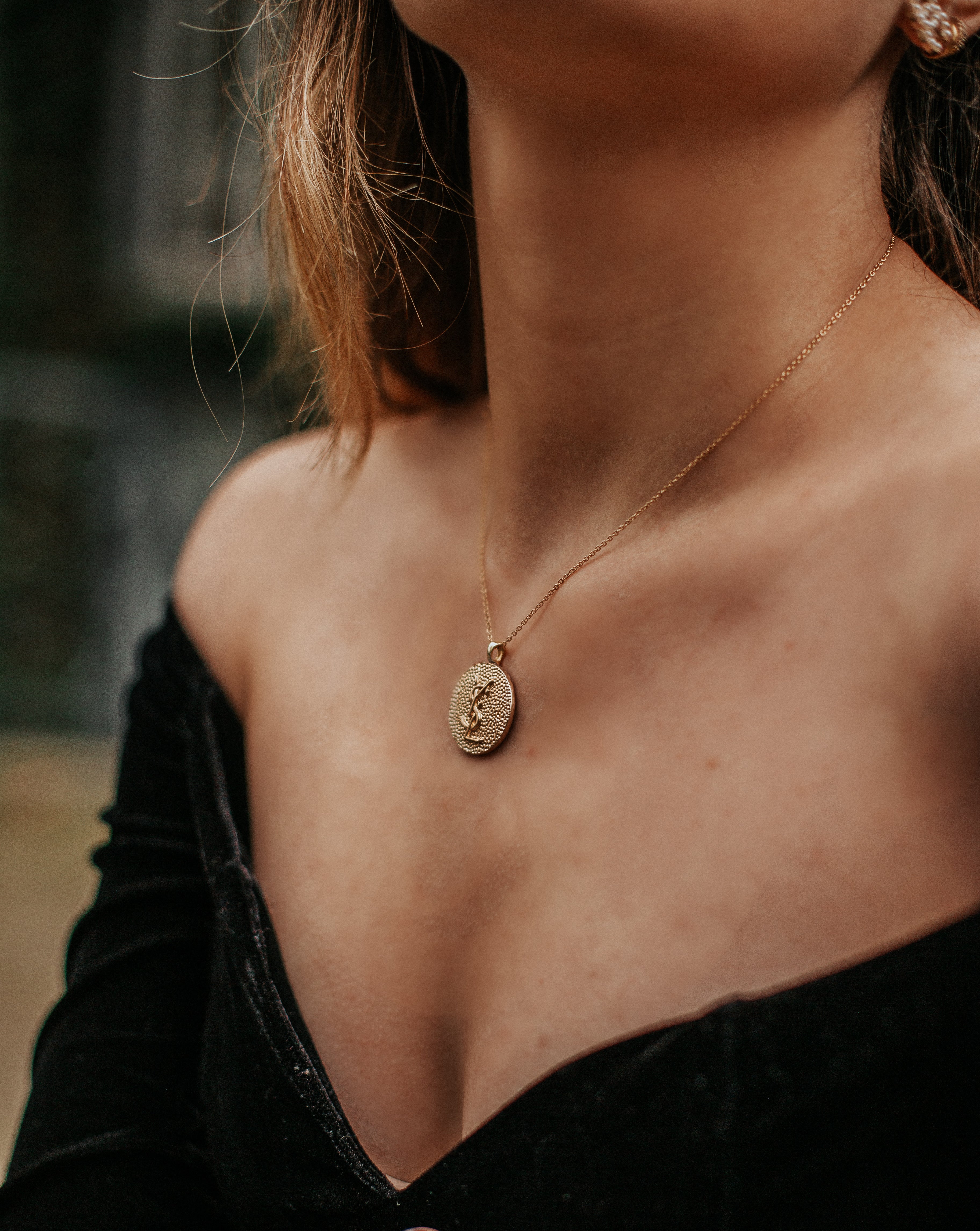 COLLIER « CAN’T HOLD US DOWN »